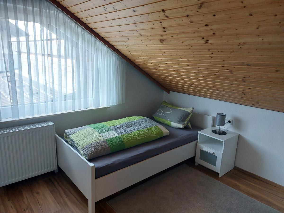 Ferienwohnung Beilharz-Scholder - Wohlfühlen im Nordschwarzwald Waldachtal Exterior foto